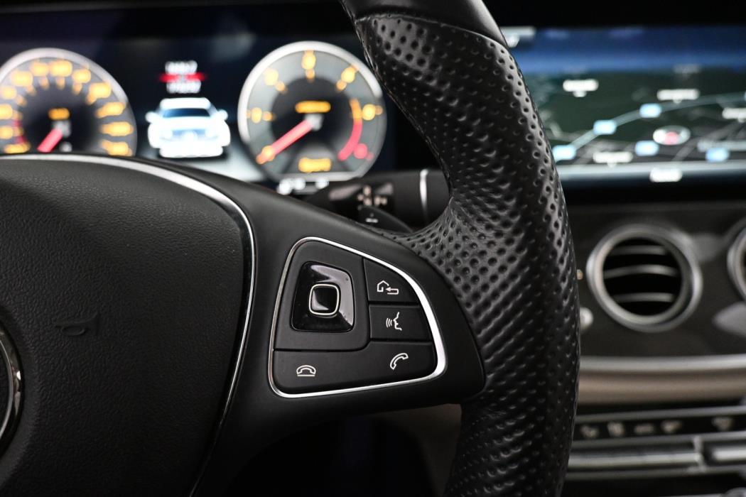 MERCEDES-BENZ E 2017