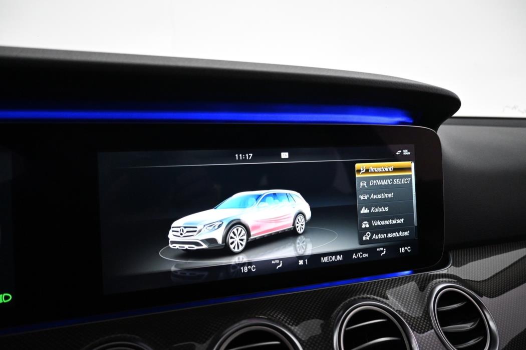 MERCEDES-BENZ E 2017