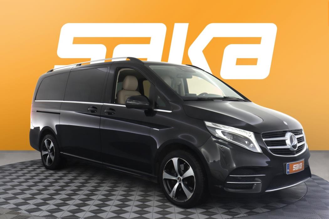 MERCEDES-BENZ V 2016