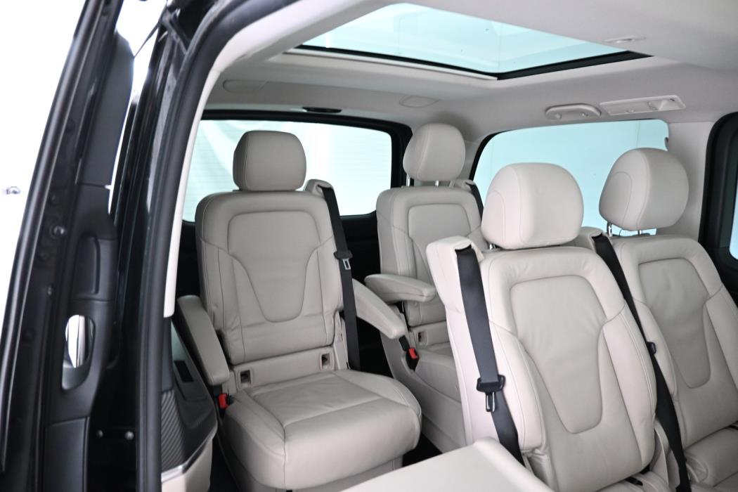 MERCEDES-BENZ V 2016