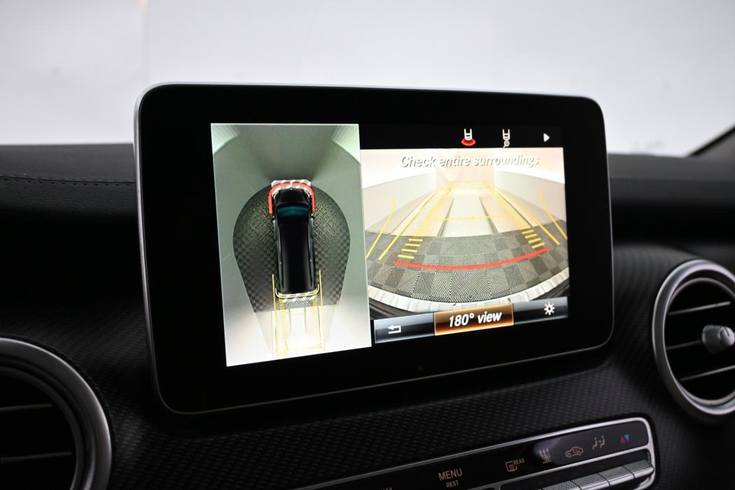 MERCEDES-BENZ V 2016