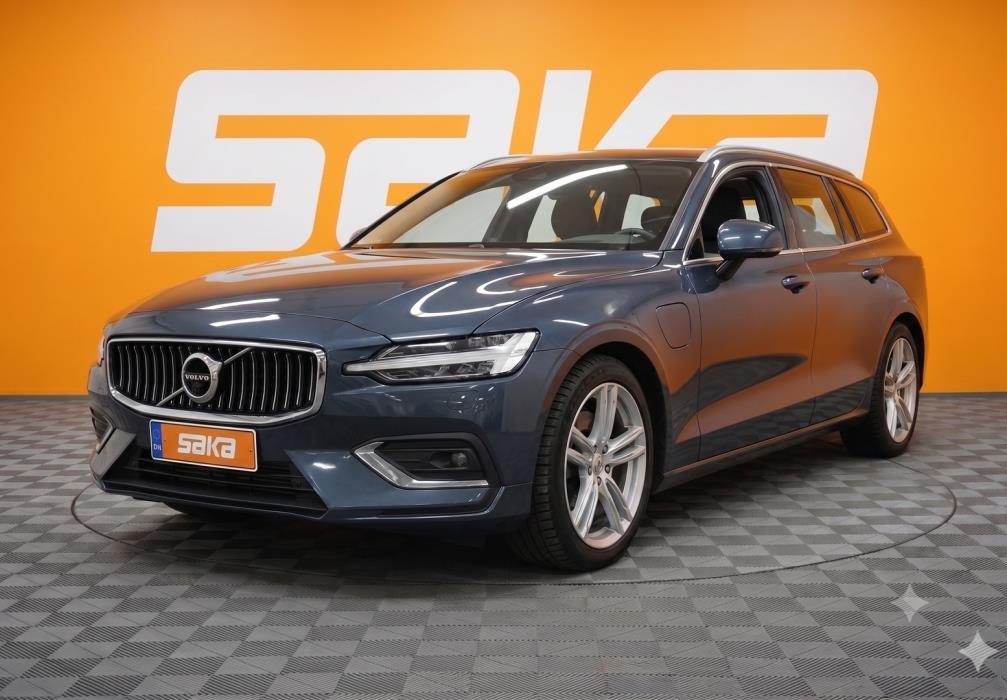 VOLVO V60 2022