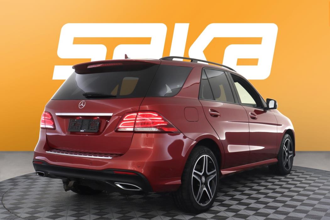 MERCEDES-BENZ GLE 2017