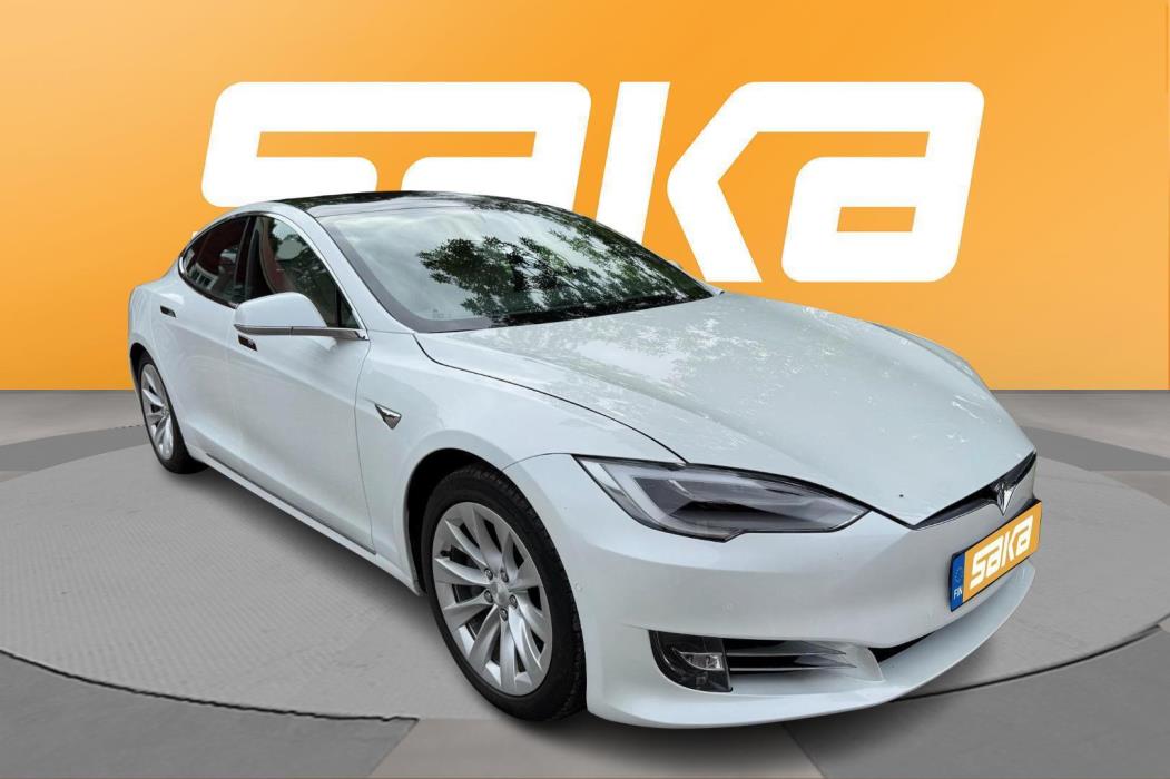 TESLA Model S 2020