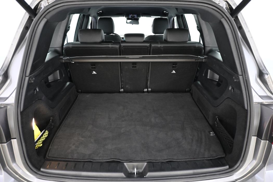 MERCEDES-BENZ EQB 2025