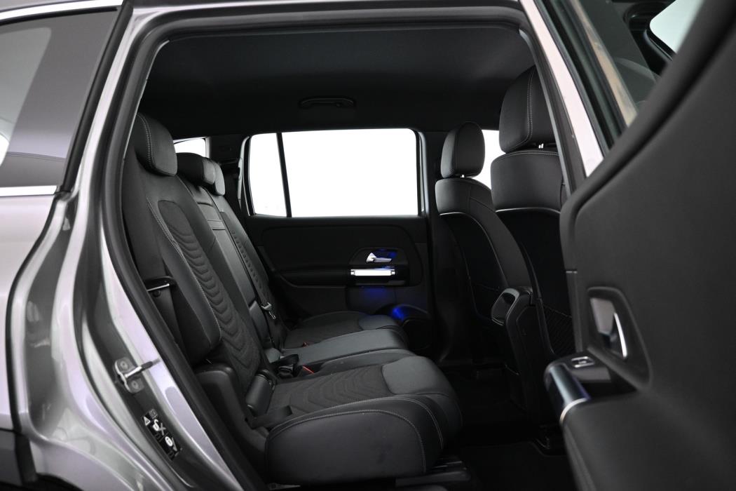 MERCEDES-BENZ EQB 2025