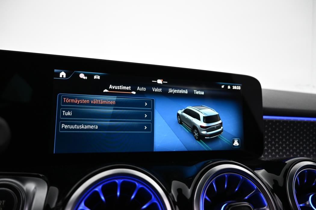 MERCEDES-BENZ EQB 2025