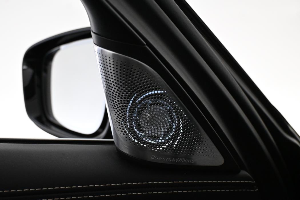BMW 740 2018