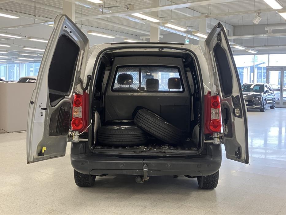 PEUGEOT Partner 2011