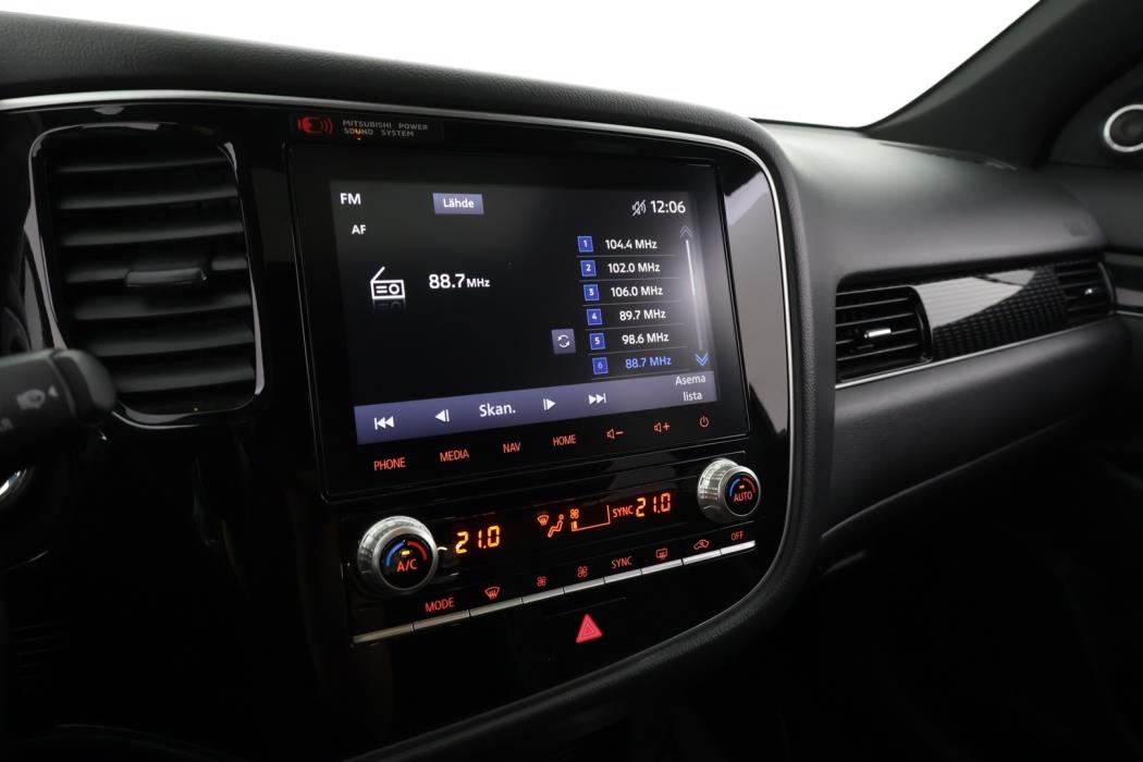 MITSUBISHI Outlander PHEV 2020