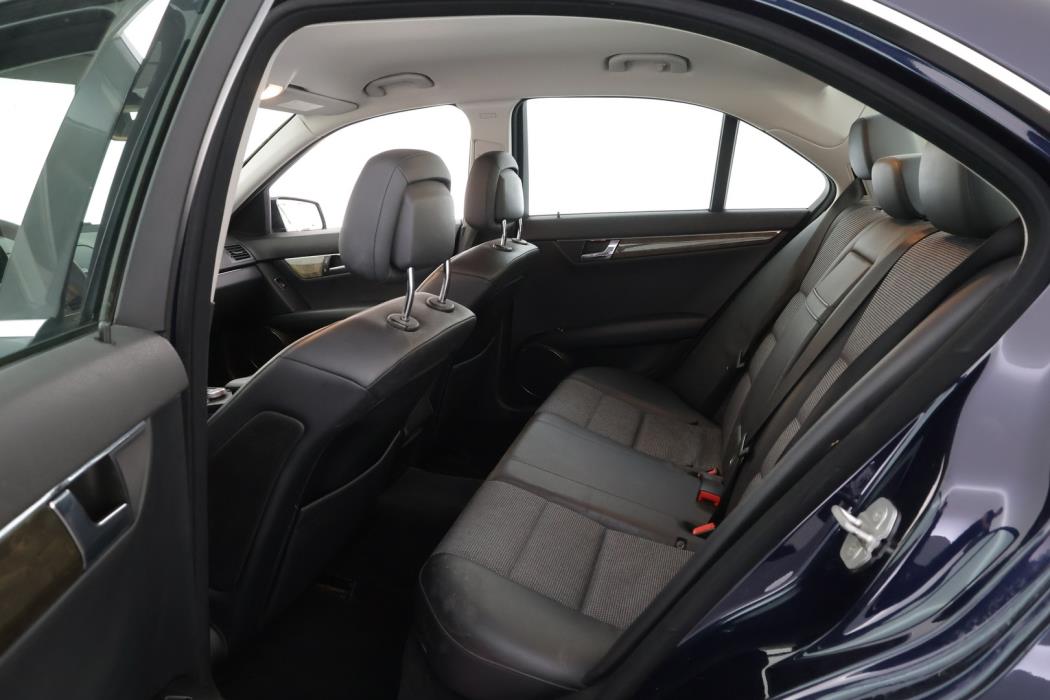 MERCEDES-BENZ C 2009