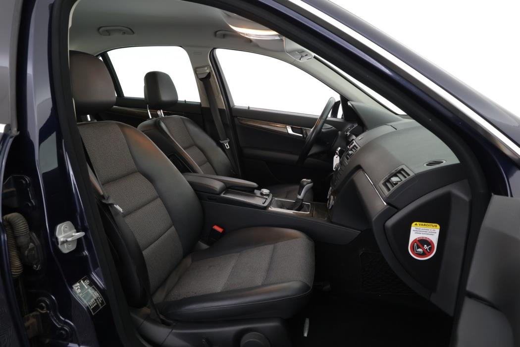 MERCEDES-BENZ C 2009