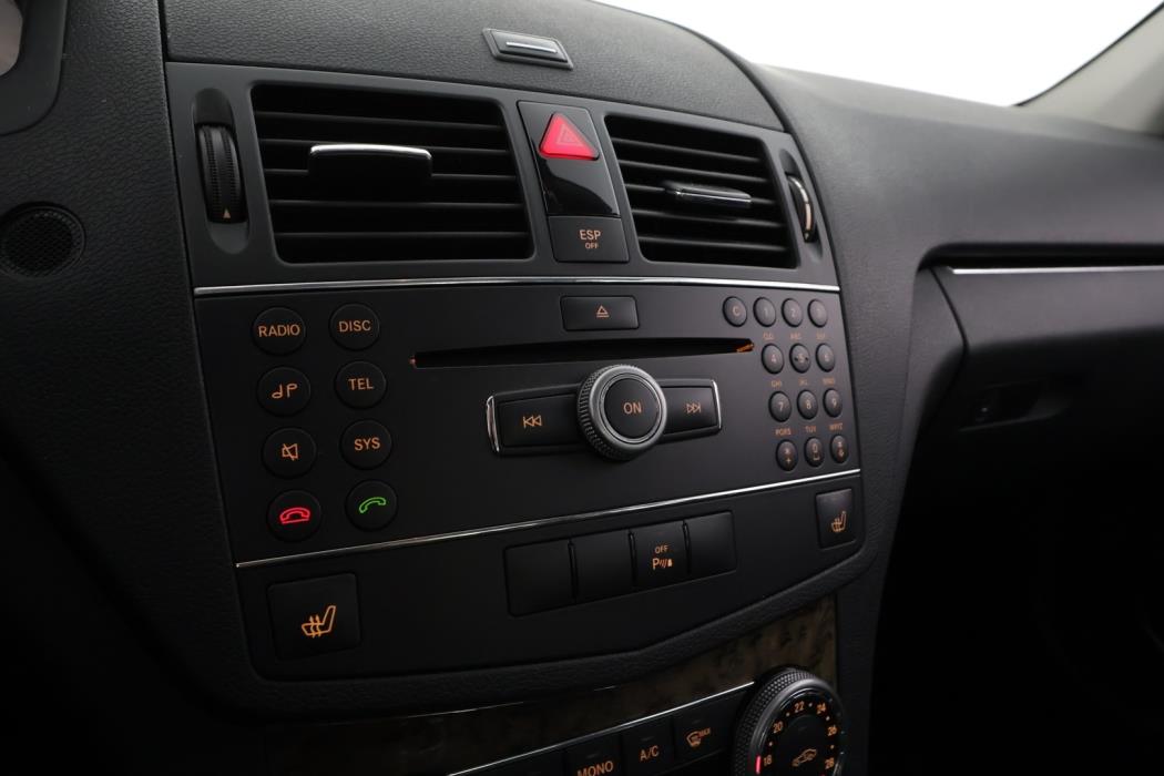 MERCEDES-BENZ C 2009