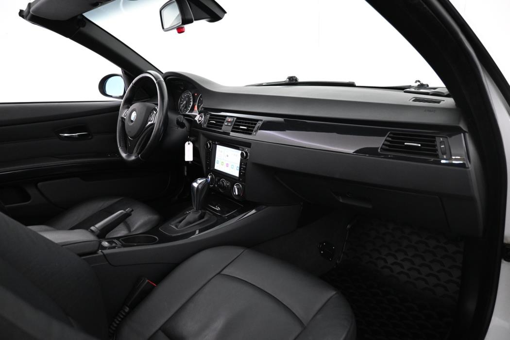 BMW 320 2009