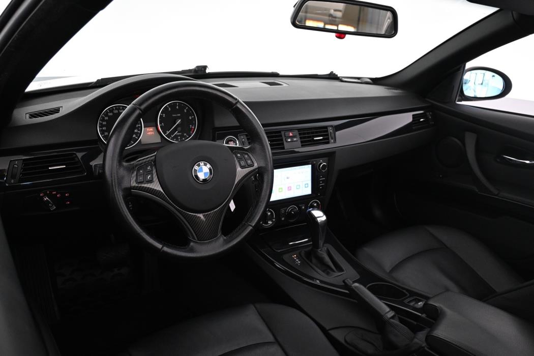 BMW 320 2009