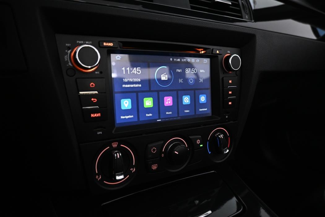 BMW 320 2009