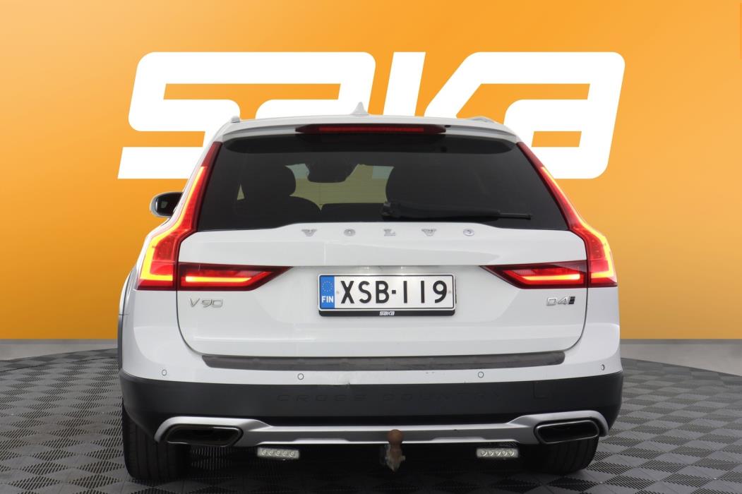 VOLVO V90 Cross Country 2019