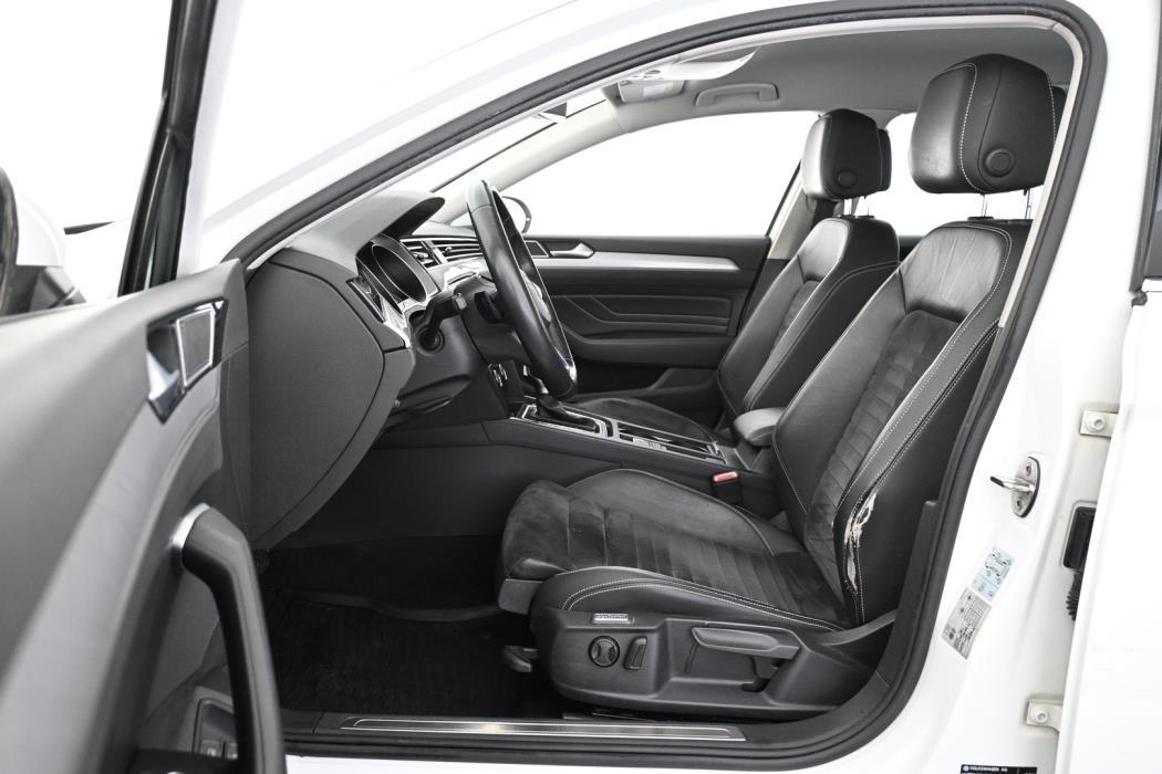 VOLKSWAGEN Passat 2020