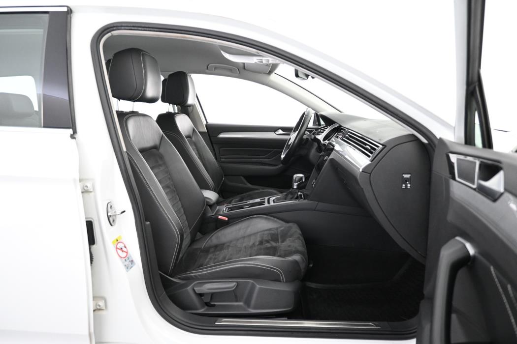 VOLKSWAGEN Passat 2020