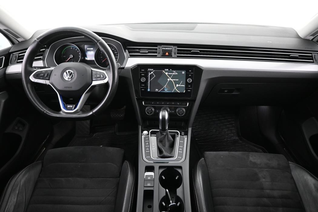 VOLKSWAGEN Passat 2020