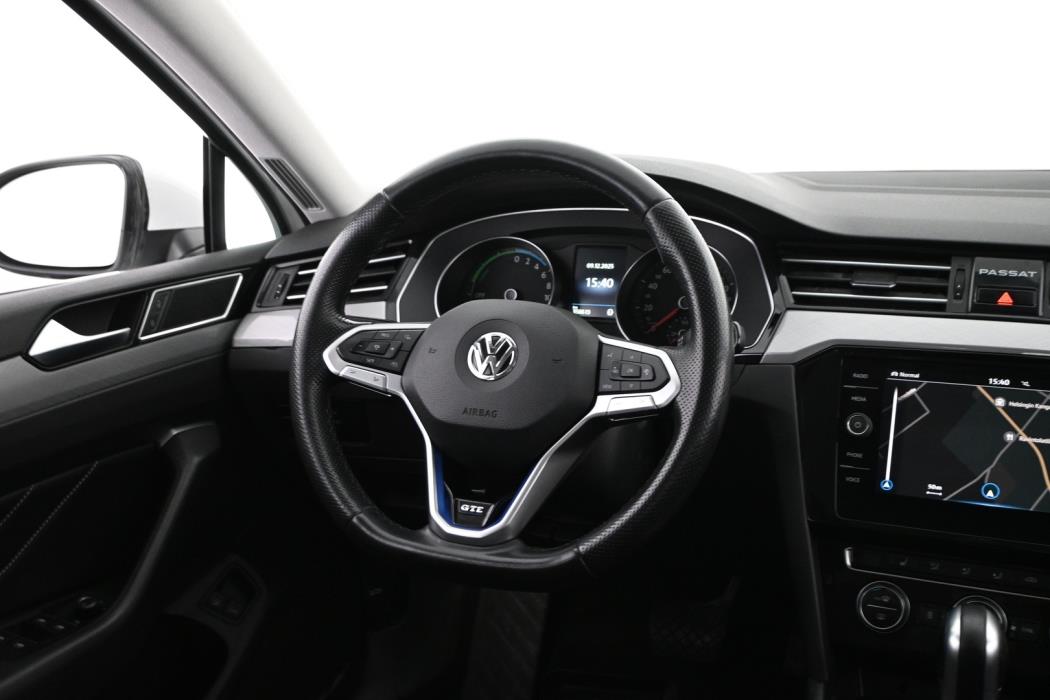 VOLKSWAGEN Passat 2020