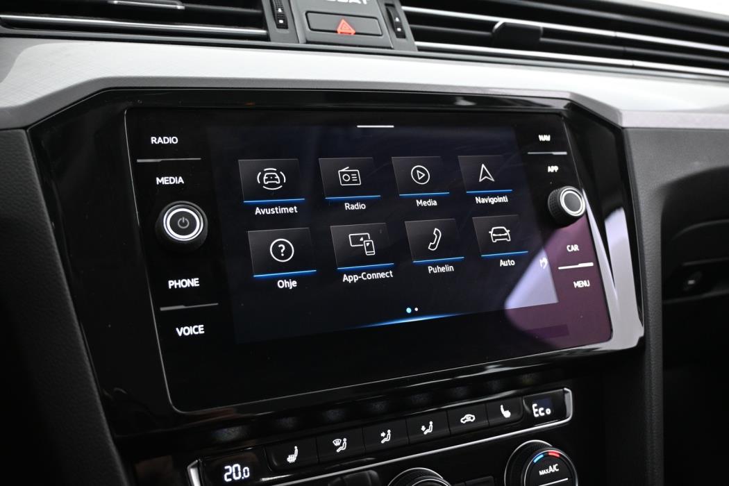 VOLKSWAGEN Passat 2020