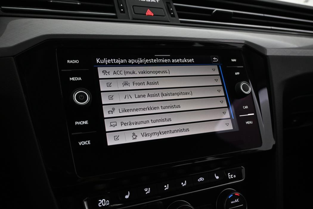 VOLKSWAGEN Passat 2020