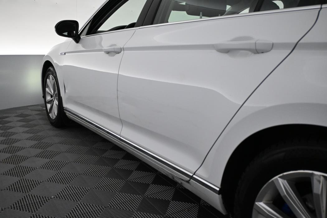 VOLKSWAGEN Passat 2020