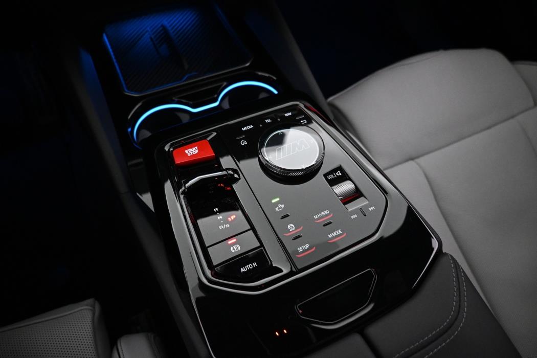 BMW M5 2025