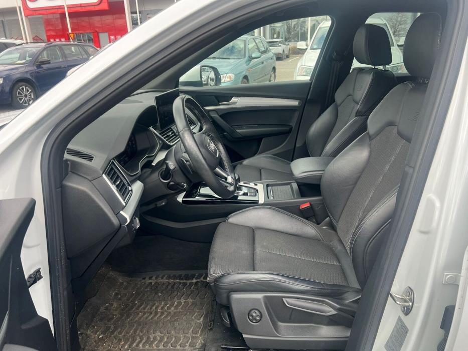 AUDI Q5 2021