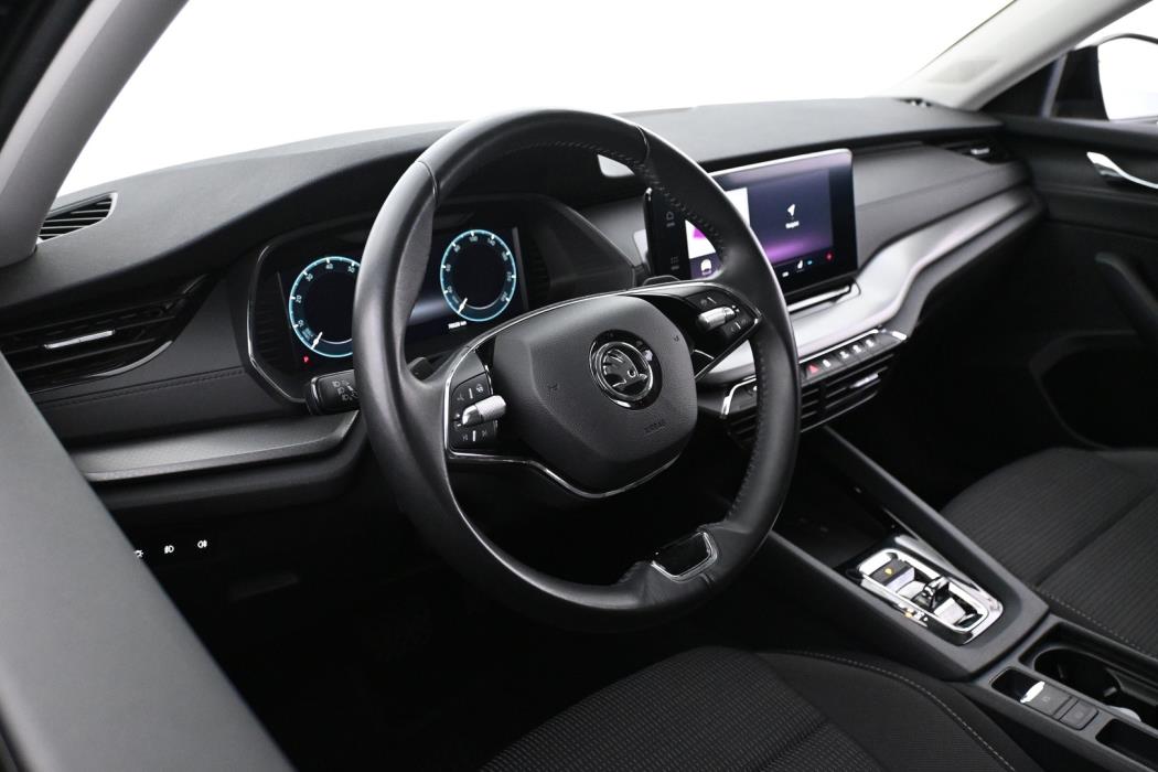 SKODA Octavia 2024