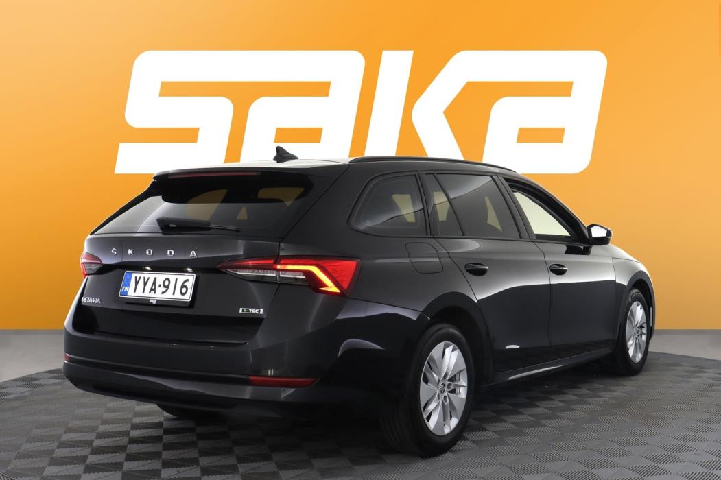 SKODA Octavia 2024