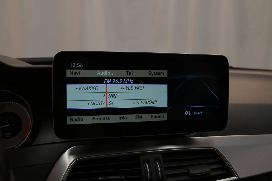 MERCEDES-BENZ C 2011