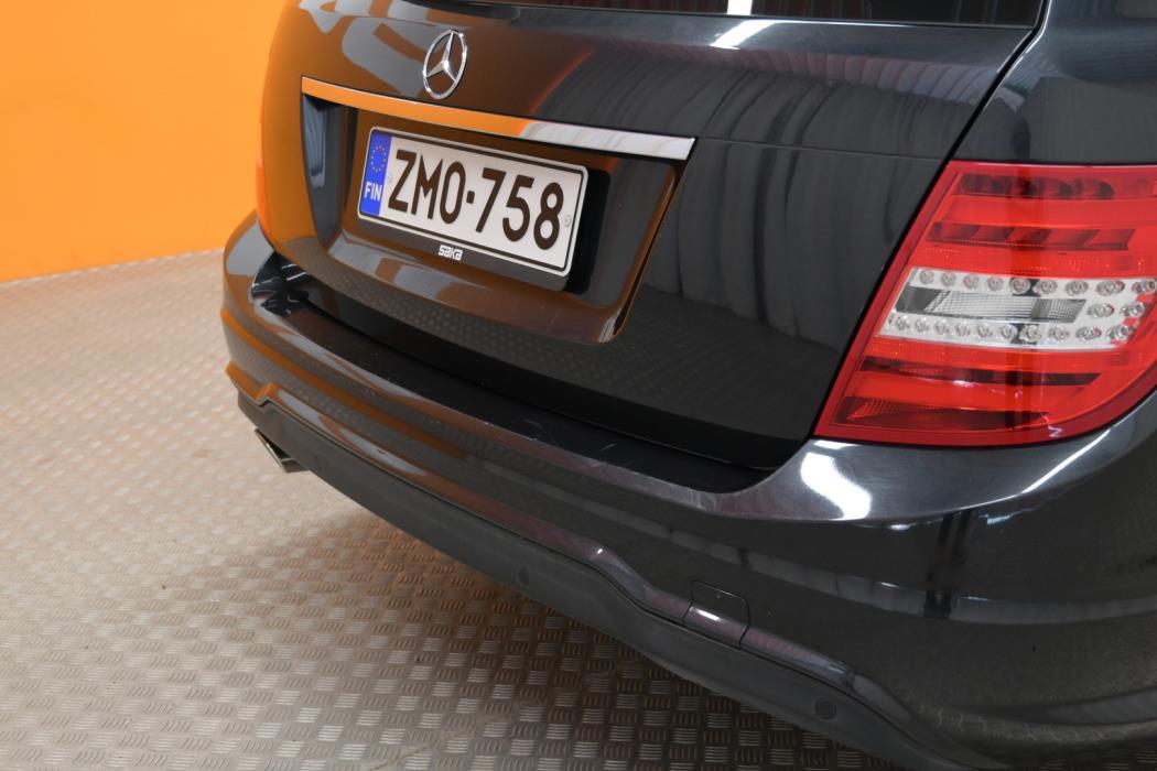 MERCEDES-BENZ C 2011