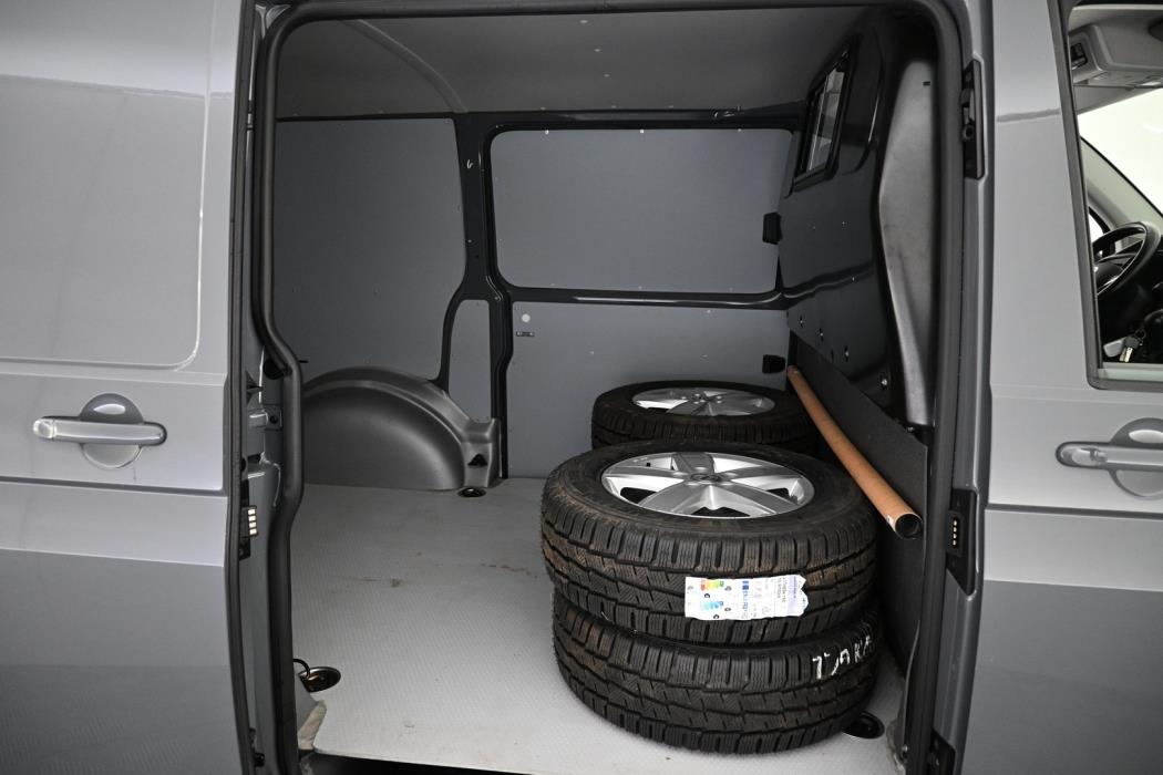 VOLKSWAGEN Transporter 2022