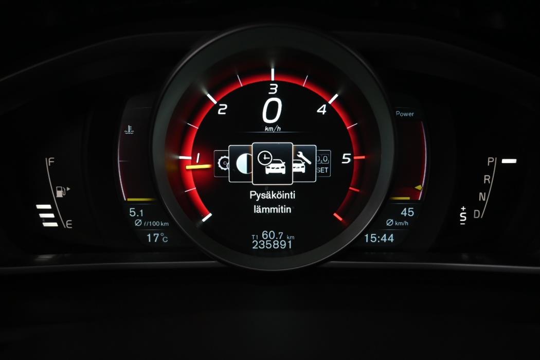 VOLVO V40 Cross Country 2015