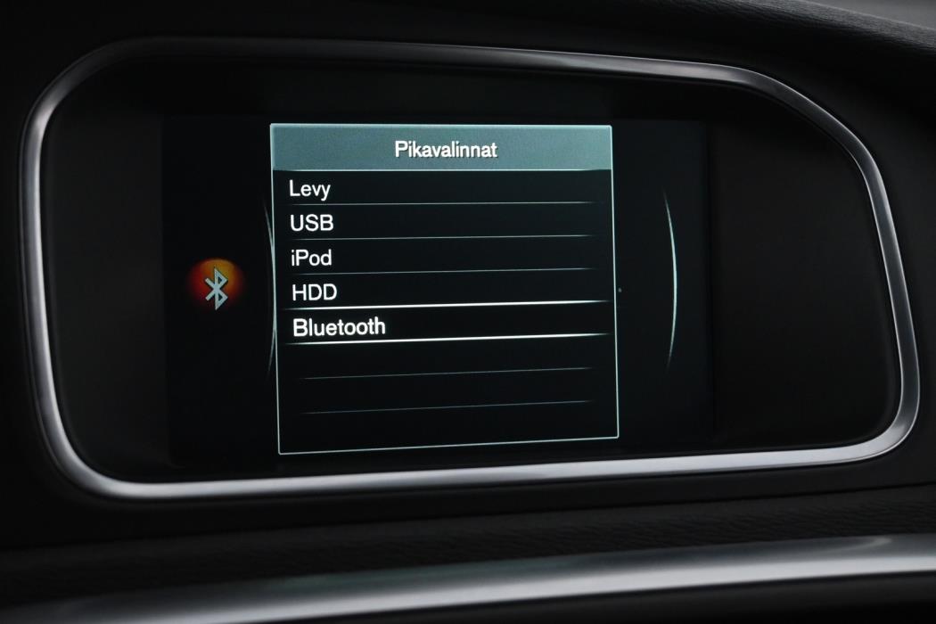 VOLVO V40 Cross Country 2015