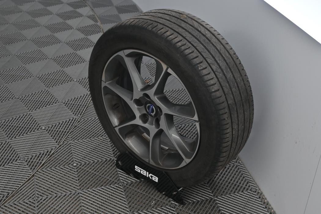 VOLVO V40 Cross Country 2015