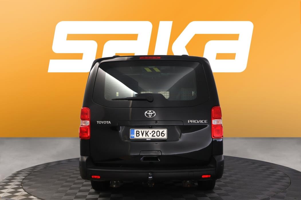 TOYOTA Proace 2018