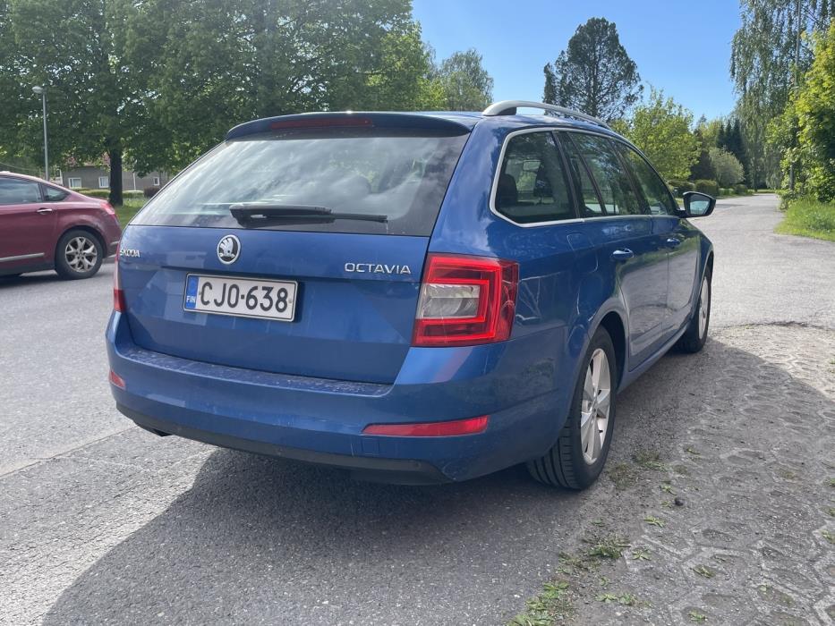 SKODA Octavia 2015