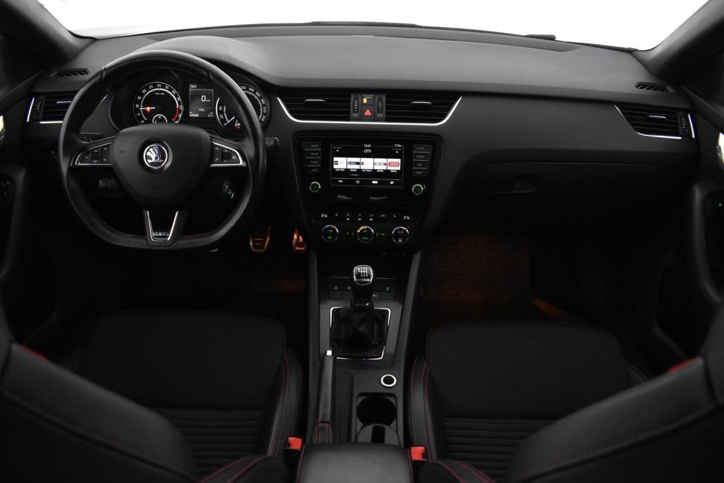 SKODA Octavia 2016