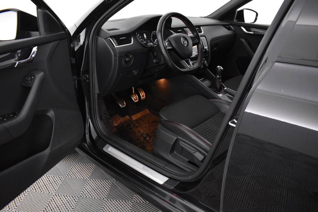 SKODA Octavia 2016