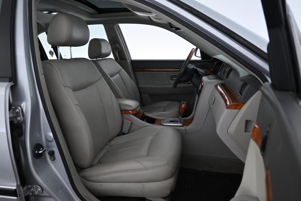 KIA Opirus 2007