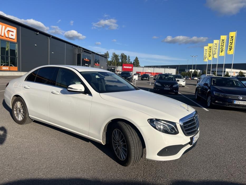 MERCEDES-BENZ E 2018