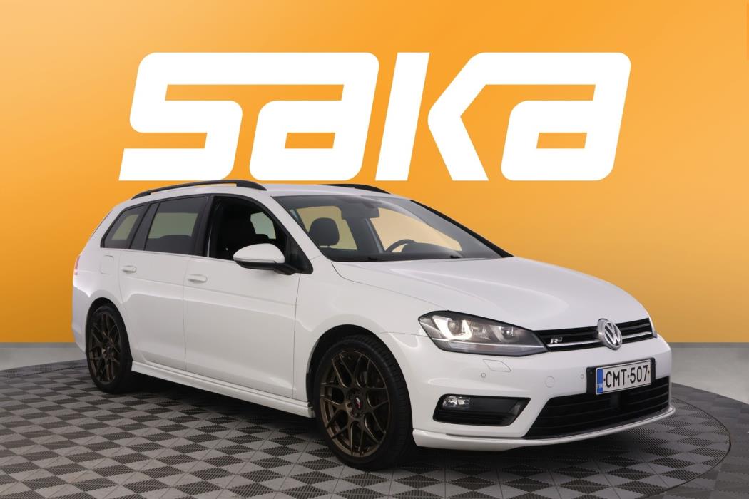 VOLKSWAGEN Golf 2015