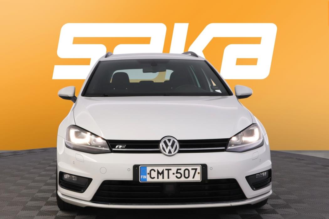 VOLKSWAGEN Golf 2015