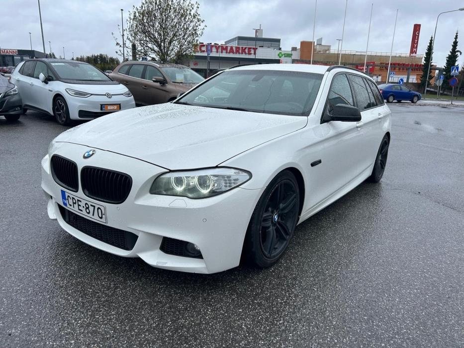 BMW 520 2011