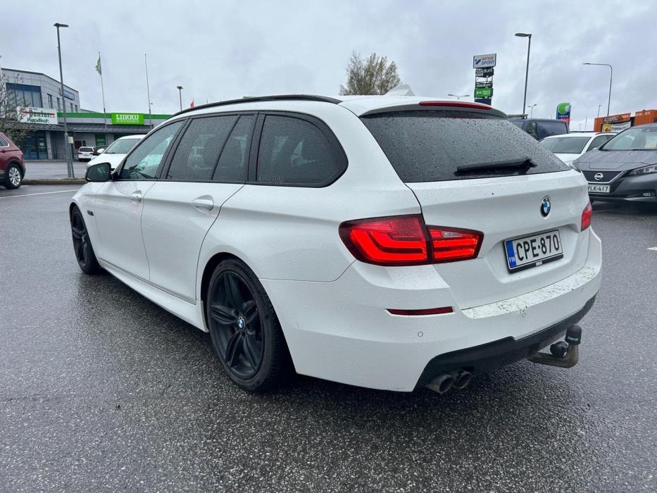 BMW 520 2011