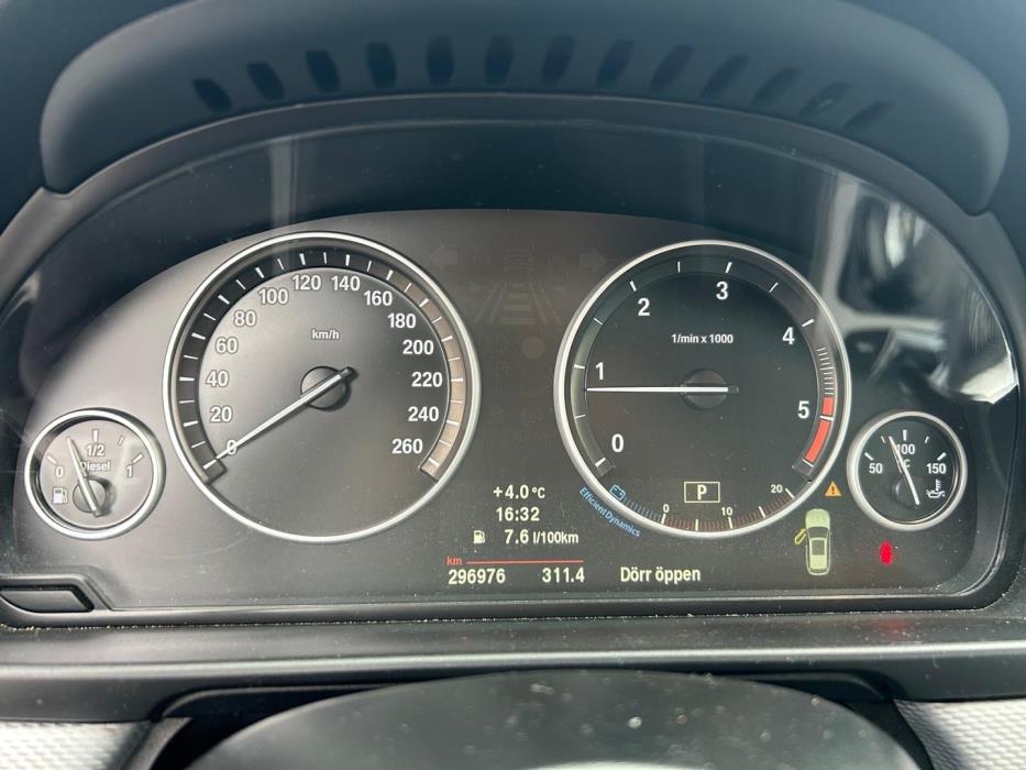 BMW 520 2011