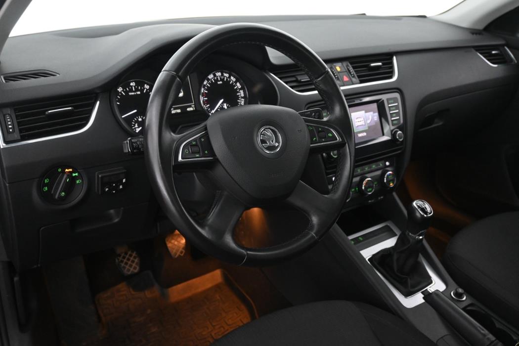 SKODA Octavia 2013
